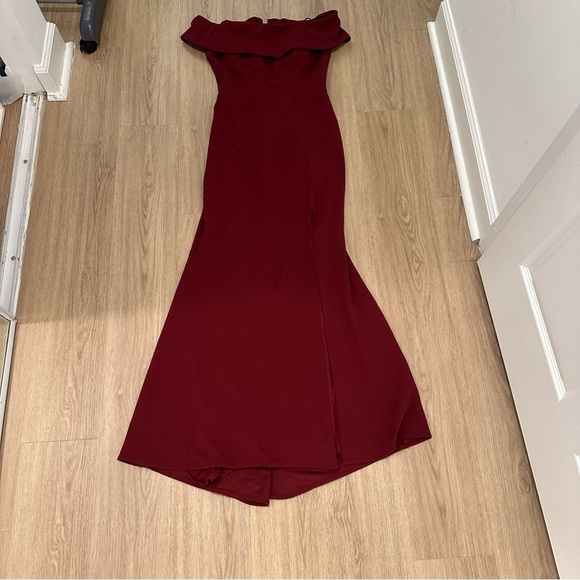 BHLDN Delice Off-the-Shoulder Crepe Bordeaux Formal Long Dress Evening Gown - Picture 5 of 6